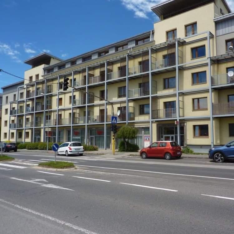 Apartman Zara Superior Liptovsky Mikulas Luaran gambar
