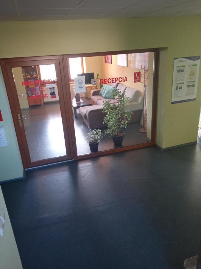 Apartman Zara Superior Liptovsky Mikulas Luaran gambar